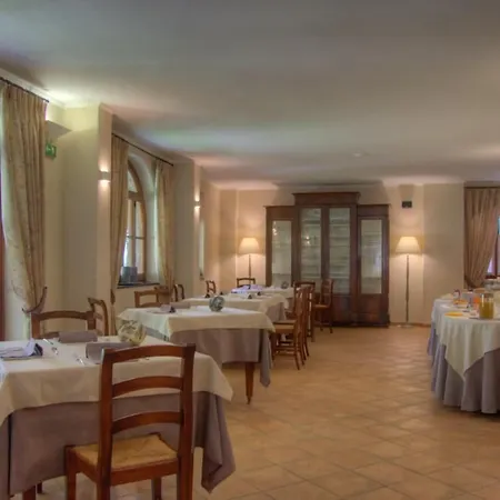 Relais Borgofasceo Hotel 3*