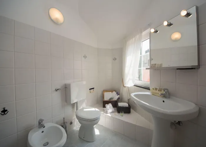 Hotel Relais Borgofasceo Ortovero