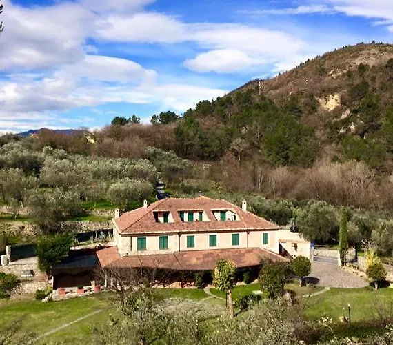 Relais Borgofasceo 3* Ortovero