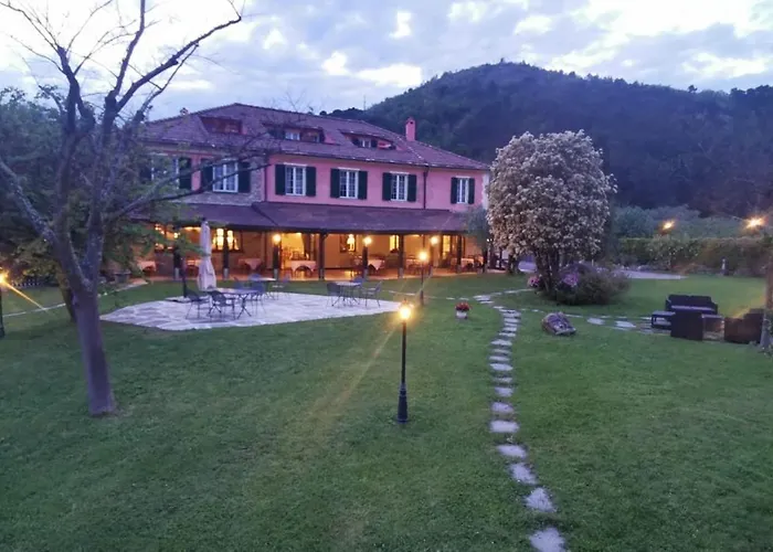Relais Borgofasceo Отель Ortovero