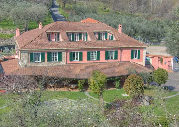 Relais Borgofasceo 3* Ortovero